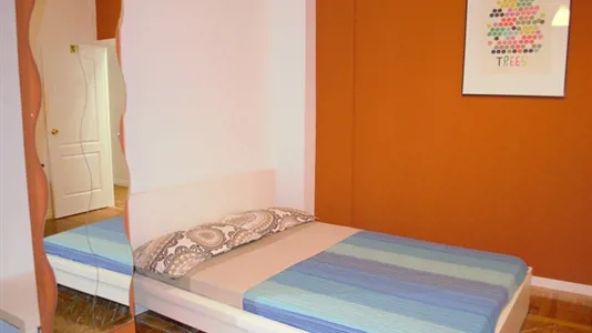 Rooms in Madrid Hortaleza - photo 1