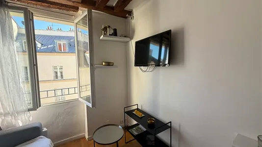 Apartments in Paris 1er arrondissement - photo 3