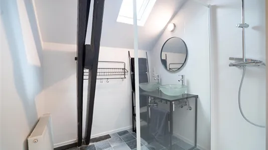 Rooms in La Louvière - photo 4