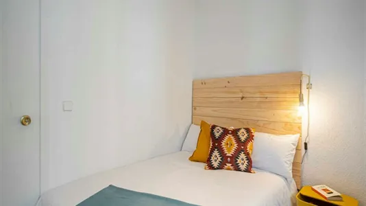 Rooms in Madrid Moncloa-Aravaca - photo 2