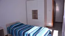 Room for rent, Cagliari, Sardegna, Via Pola, Italy