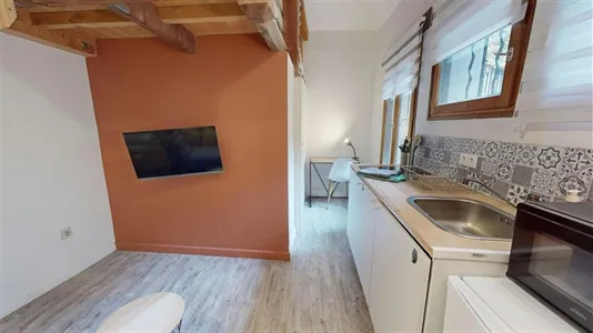 Rooms in Lyon - photo 2