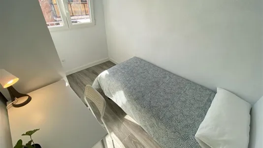 Rooms in Adaro - photo 4