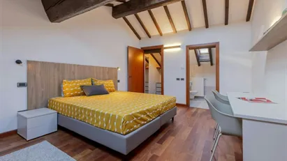 Room for rent in Ferrara, Emilia-Romagna