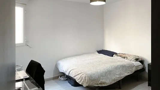 Rooms in el Camí de Vera - photo 3