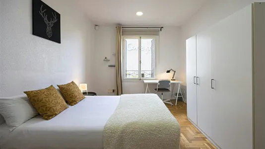 Rooms in Madrid Chamberí - photo 2