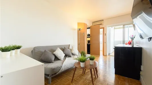 Apartments in Madrid Tetuán - photo 2