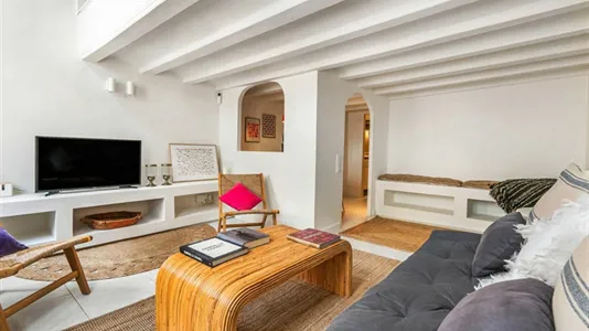 Apartments in Barcelona Ciutat Vella - photo 3
