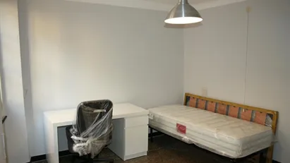 Room for rent in Genoa, Liguria