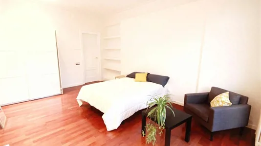 Rooms in Barcelona Eixample - photo 3