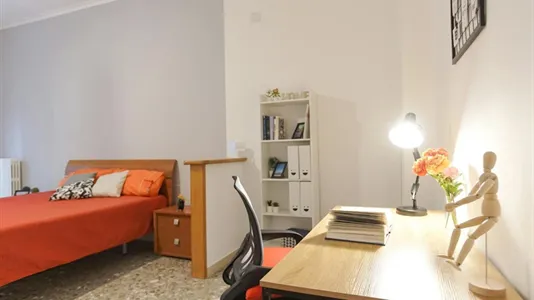 Rooms in Pozzuoli - photo 8