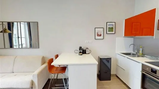 Apartments in Paris 8ème arrondissement - photo 9