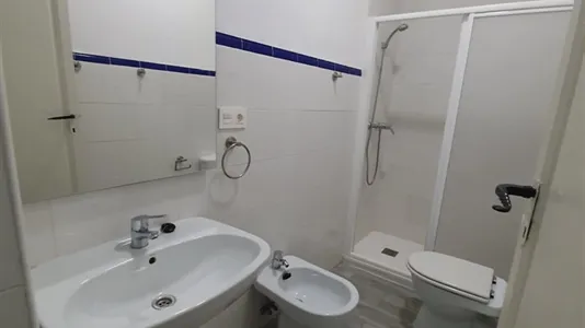 Rooms in Granada - photo 8