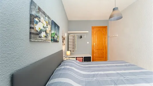 Rooms in Granada - photo 4