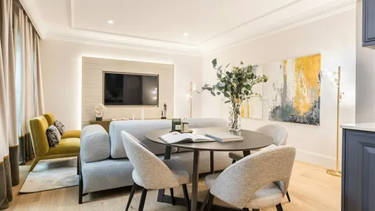 Apartments in Madrid Centro - photo 4