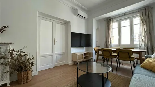 Apartments in Madrid Chamberí - photo 3