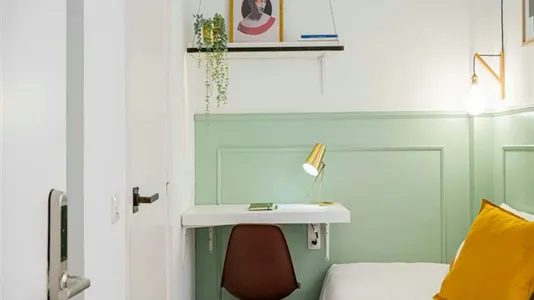Rooms in Madrid Centro - photo 4
