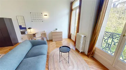 Room for rent in Paris 17ème arrondissement, Paris
