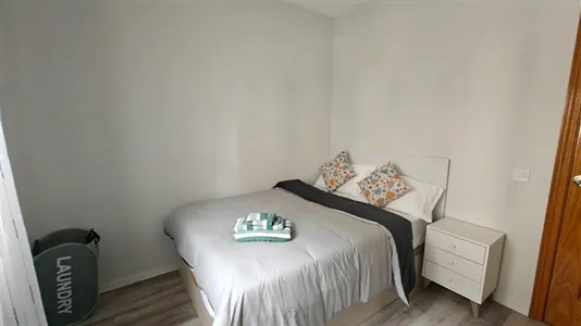Rooms in Madrid Carabanchel - photo 9