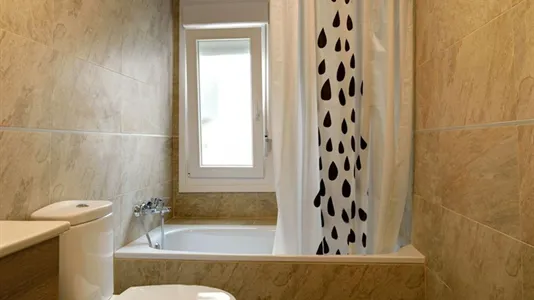 Rooms in Zaragoza - photo 7