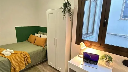 Rooms in Valencia Ciutat Vella - photo 1