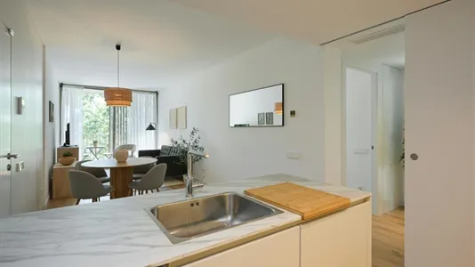 Apartments in Barcelona Eixample - photo 2