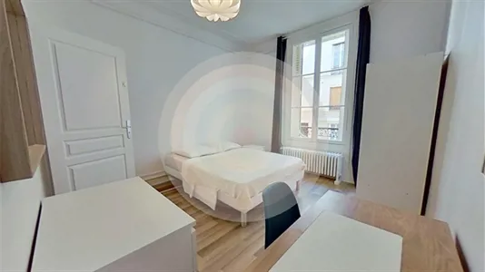 Rooms in Paris 10ème arrondissement - photo 2