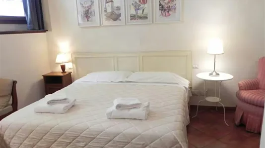 Houses in Florence - photo 1