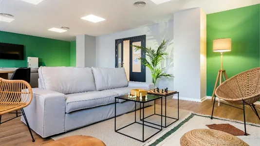 Apartments in Dos Hermanas - photo 6