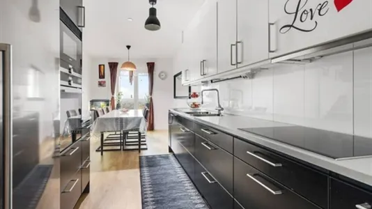 Apartments in Stockholm West - photo 2