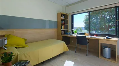 Room for rent in Villaviciosa de Odón, Comunidad de Madrid
