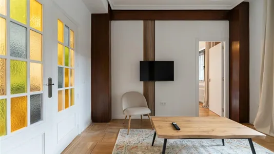 Rooms in Madrid Chamartín - photo 9