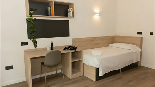 Rooms in Burjassot - photo 1