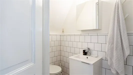 Rooms in Brussels Sint-Joost-ten-Node - photo 4