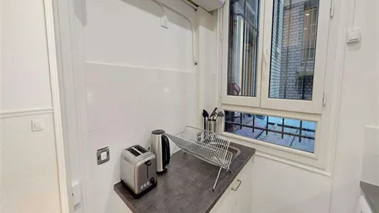 Rooms in Paris 18ème arrondissement - Montmartre - photo 9