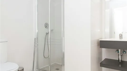 Rooms in Madrid Salamanca - photo 5