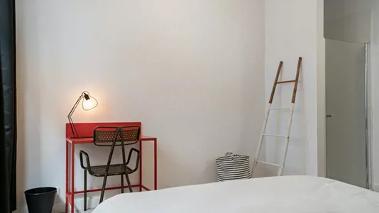 Rooms in Charleroi - photo 2