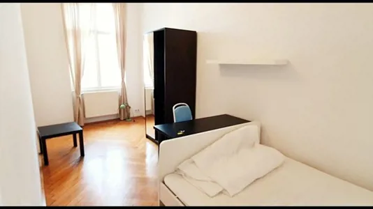 Rooms in Wien Simmering - photo 1
