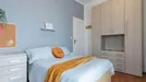 Room for rent, Turin, Piemonte, &lt;span class=&quot;blurred street&quot; onclick=&quot;ProcessAdRequest(14279638)&quot;&gt;&lt;span class=&quot;hint&quot;&gt;See streetname&lt;/span&gt;[xxxxxxxxxxxxx]&lt;/span&gt;