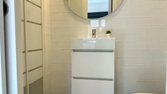 Rooms in Madrid San Blas - photo 6