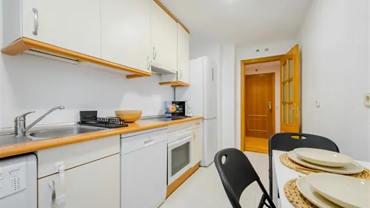 Rooms in Madrid Chamberí - photo 10