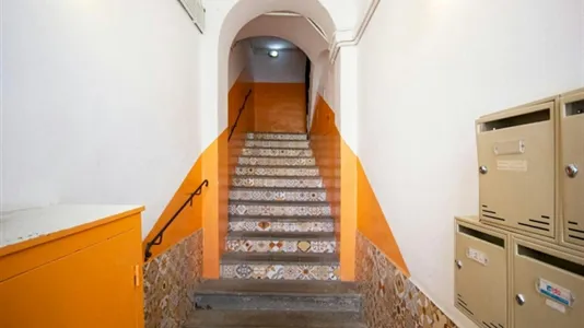 Rooms in Barcelona Ciutat Vella - photo 2