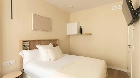 Rooms in Madrid Chamberí - photo 5