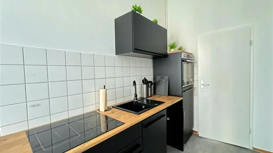 Rooms in Berlin Friedrichshain-Kreuzberg - photo 9
