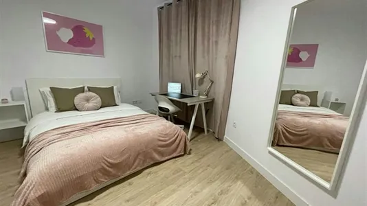 Rooms in Madrid Salamanca - photo 10