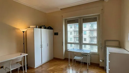 Rooms in Roma Municipio II – Parioli/Nomentano - photo 3