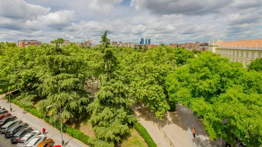 Rooms in Madrid Chamartín - photo 7