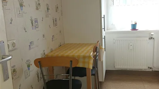 Rooms in Hamburg Nord - photo 8