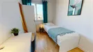 Room for rent, Lyon, Auvergne-Rhône-Alpes, &lt;span class=&quot;blurred street&quot; onclick=&quot;ProcessAdRequest(12827120)&quot;&gt;&lt;span class=&quot;hint&quot;&gt;See streetname&lt;/span&gt;[xxxxxxxxxxxxx]&lt;/span&gt;