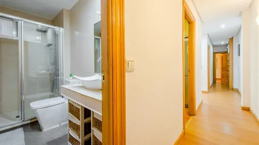 Rooms in Madrid Retiro - photo 9